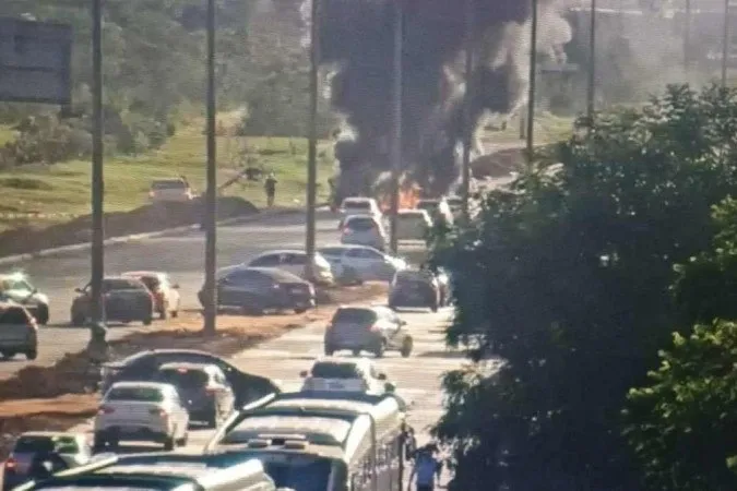 Estrutural: manifestantes interditam pista nesta sexta-feira (8/12)